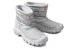 HUNTER Snow Boots Women's Gray